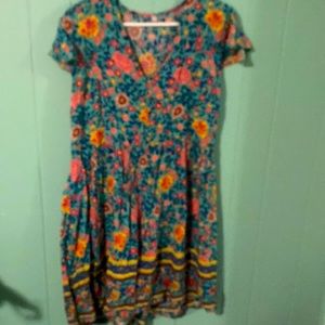 Women’s bright sundress. Never worn. XL.